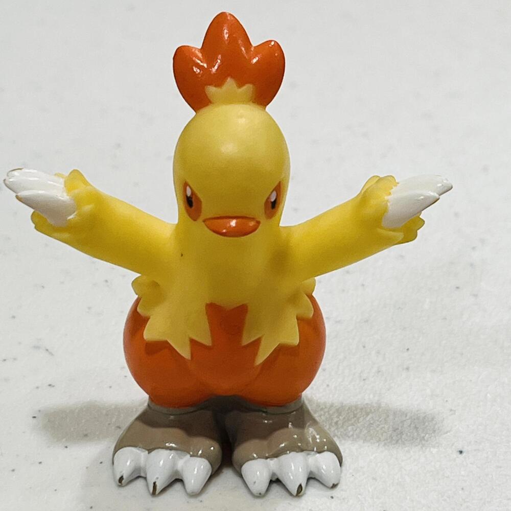 Combusken Pokémon finger puppet Gotta Catch em All Nintendo Bandai 2004